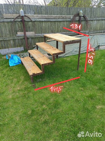 Лестница на металлокаркасе б/у