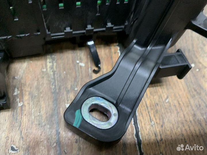 Mercedes Benz AMG A45 W176 Блок предохранителей