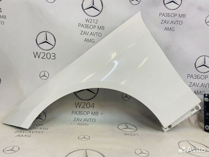 Крыло переднее левое Mercedes W212 рест