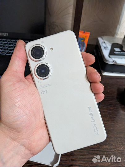ASUS Zenfone 9, 8/128 ГБ