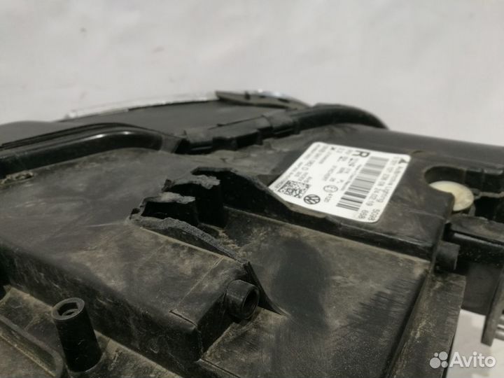 Фара правая VW Tiguan