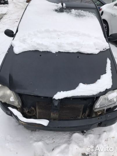 Капот Рено логан 1