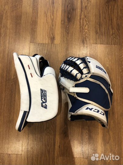 Вратарские блин ловушка CCM extreme flex 4 SR FR