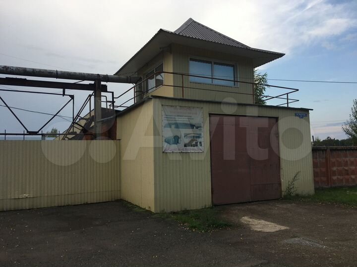 Гараж, > 30 м²