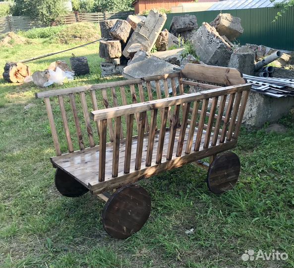 Телега декоративная