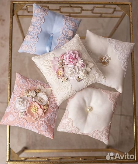 Свадебная подушечка для колец