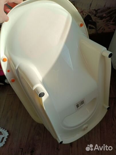 Ванночка для купания с горкой