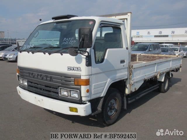 Поворотники и щеки Toyota Dyna 88-95