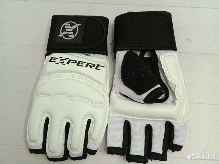 Перчатки каратэ