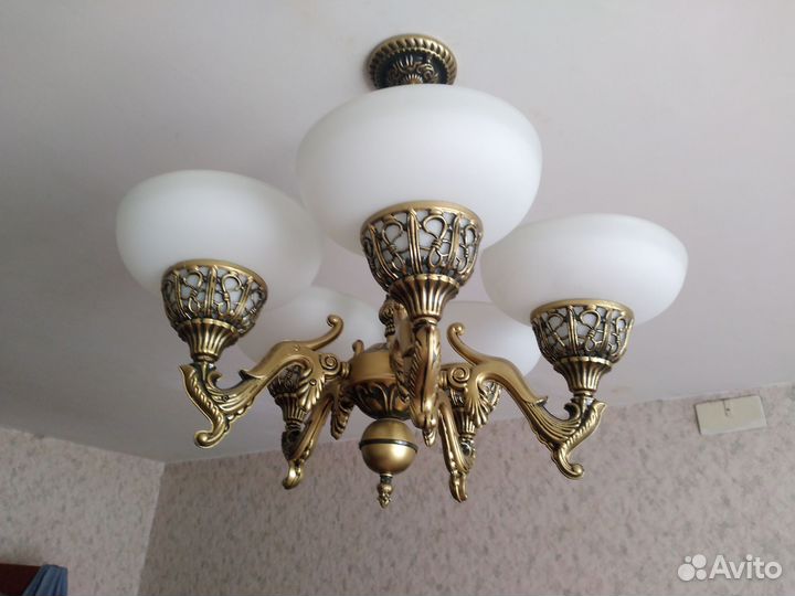 Люстра потолочная бу