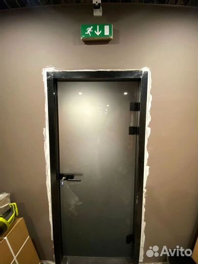 Межкомнатные стеклянные двери на заказ