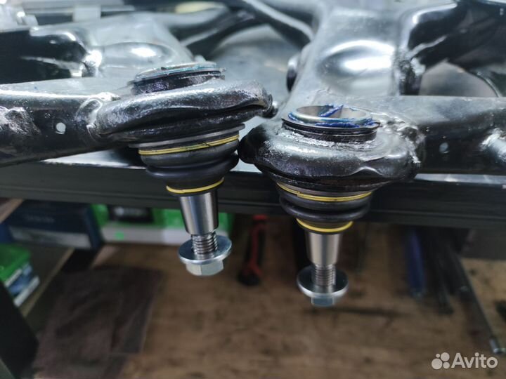 Рычаги передние. Ренж ровер спорт. Дискавери 3/4