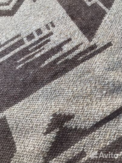 Шерстяной палас