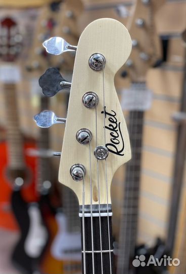 Бас гитара rocket JB-1 SB