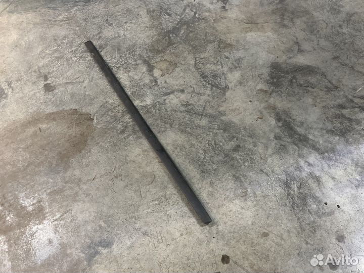 Молдинг передней правой Ford Focus II 2004-2011