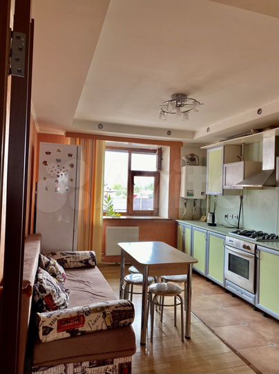 2-к. квартира, 64,8 м², 4/4 эт.