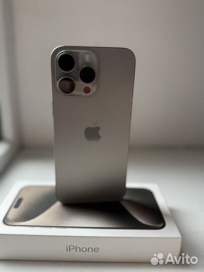 iPhone 15 Pro Max, 256 ГБ