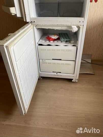 Холодильник атлант бу