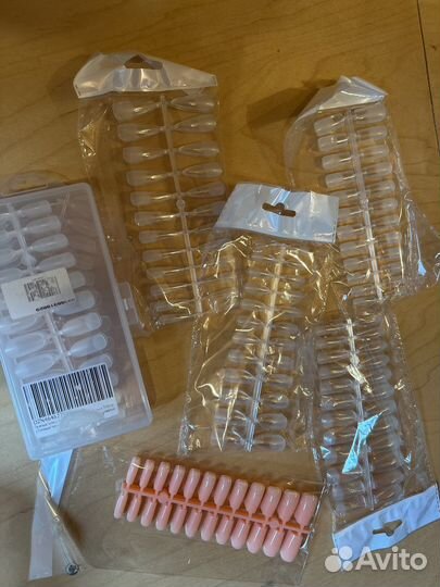 Для наращивания ногтей