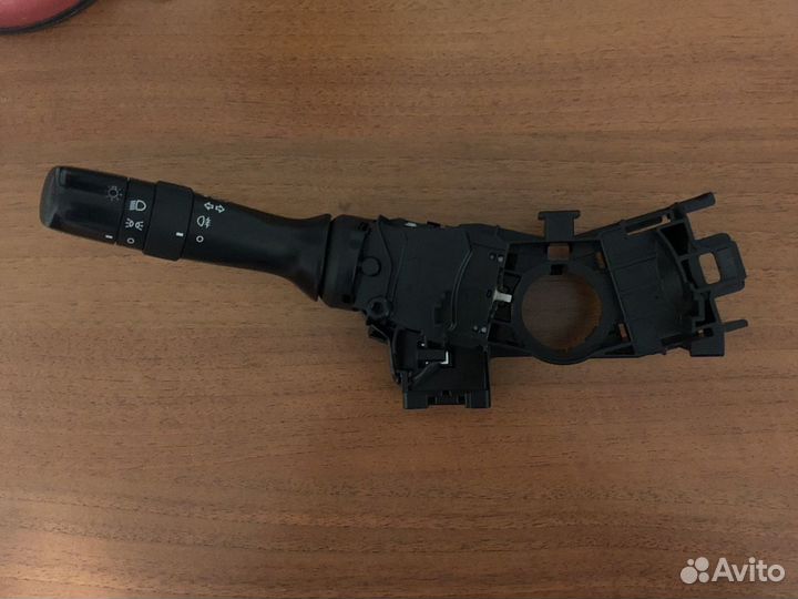 Подрулевой переключатель toyota corolla 150