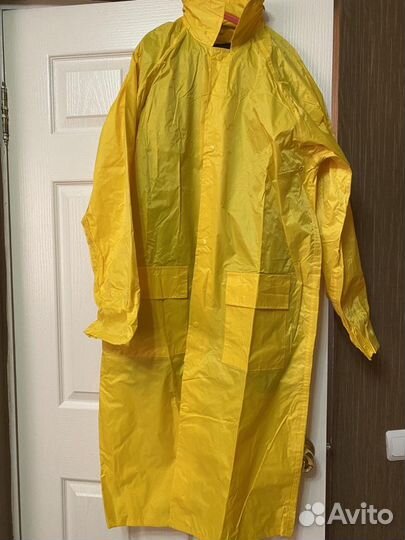 Плащ дождевик с капюшоном