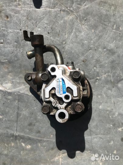 Насос гур Nissan teana j31 VQ23