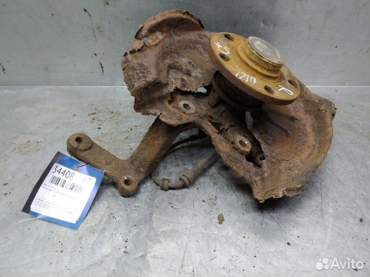 Кулак поворотный задний правый Volkswagen Golf V