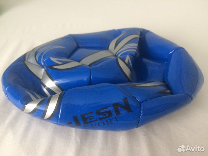 Мячи, бадминтон, ракетки, клюшка