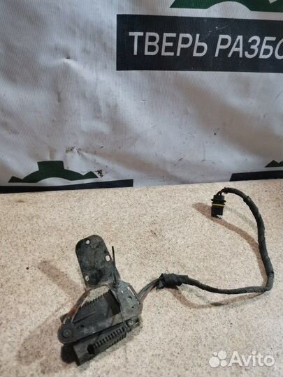 Блок управления вентилятором Mercedes W220 5.0