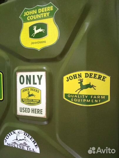 Канистра гсм металл 20л John Deere Stuffland