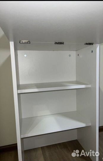 Маникюрный стол складной