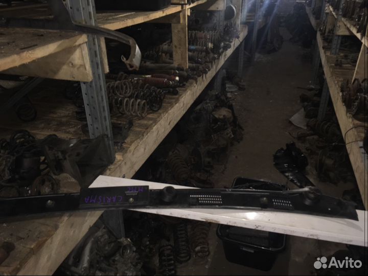 Жабо Mitsubishi Carisma MB944695 Митцубиси Каризма