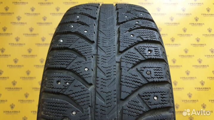 Bridgestone Ice Cruiser 7000 215/60 R16 95T
