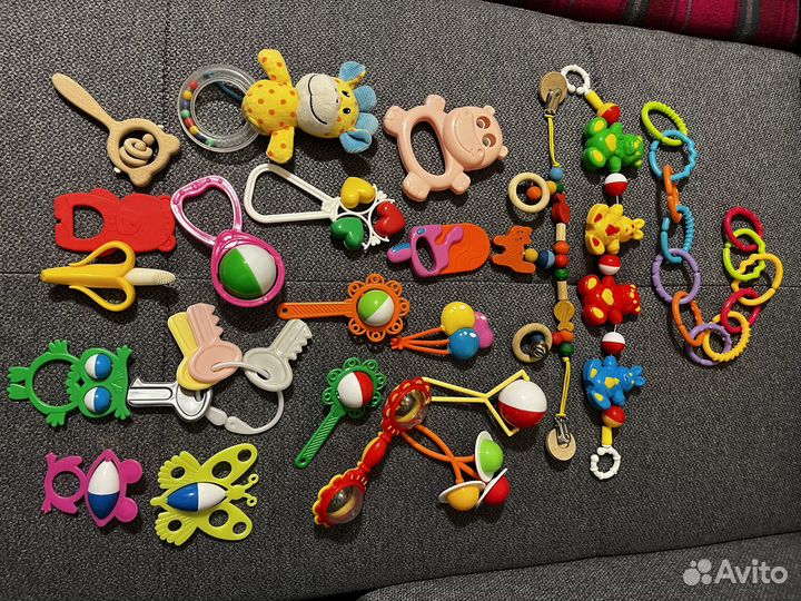 Игрушки для новорожденных пакетом