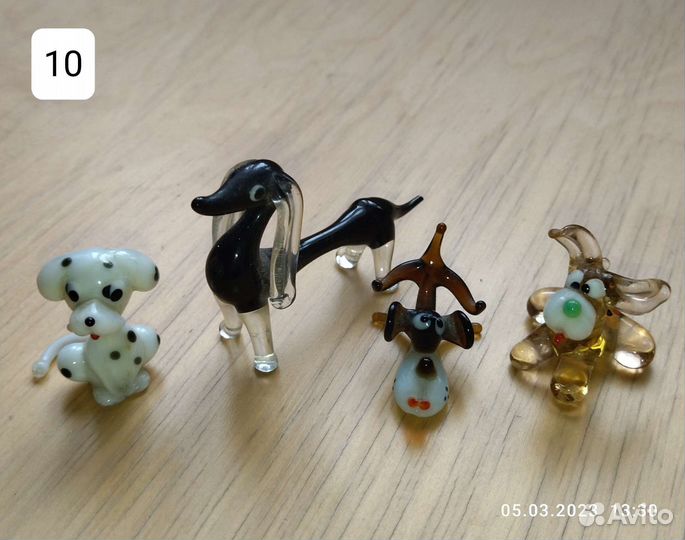 Статуэтки собак из фарфора, стекла и керамики