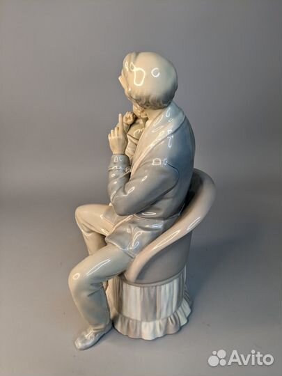 Статуэтка дедушка с внуком Lladro