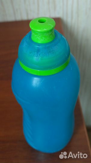 Бутылка питьевая спортивная sistema