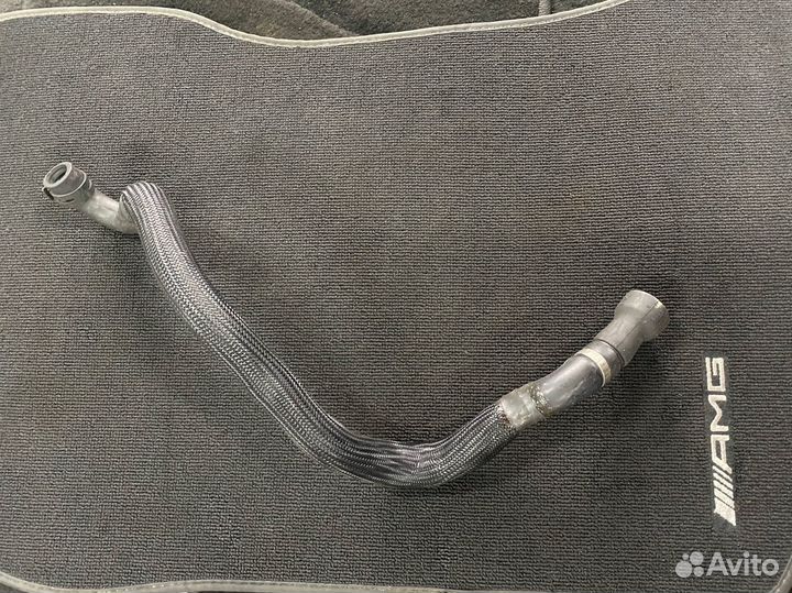 Патрубок охлаждения Mercedes Benz A2711411683 ориг