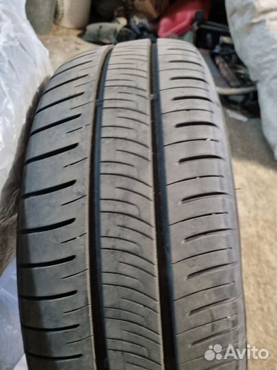 Dunlop Enasave RV505 205/60 R16 92H