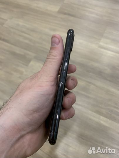 iPhone X