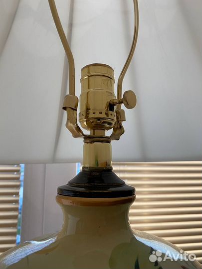 Лампа настольная Америка