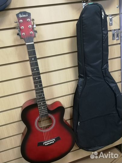 Гитара с чехлом