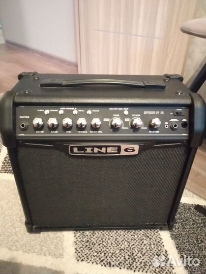 Гитарный комбоусилитель line 6 spider iv 15