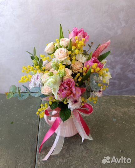 Букеты с мимозой к 8 марта