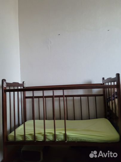 Продам детскую кроватку