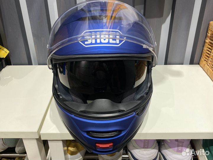 Мотоциклетный шлем shoei neotec 2