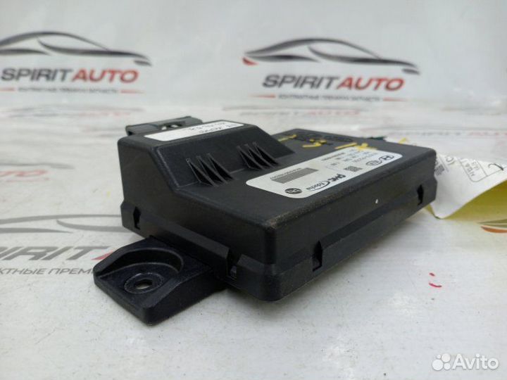 Блок управления крышкой багажника Kia Sorento 4