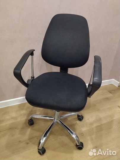 Компьютерное кресло б/у