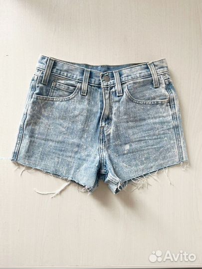 Шорты levis женские 24 размер