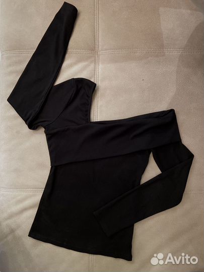 Лонгслив на одно плечо (40)